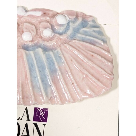 Vintage Karla Jordan Pink Blue Porcelain Beachy Coastal Shell Pin Brooch - Picture 2 of 8